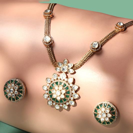 EMERALD BLOOMLINE KUNDAN CZ PENDANT SET
