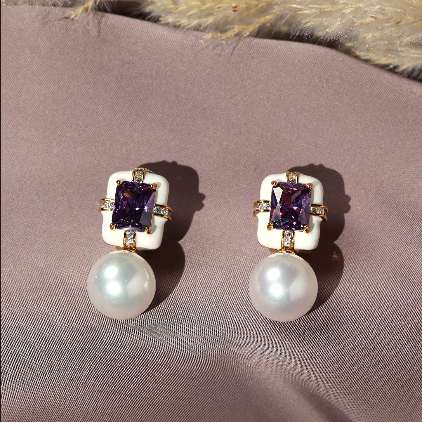 AMARA PRISM PEARL DROPS